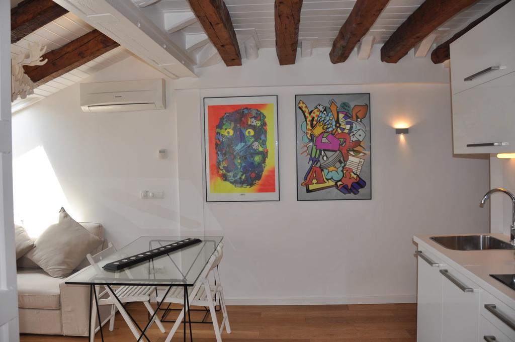 Apartment Livinginopera Escalinata Madrid